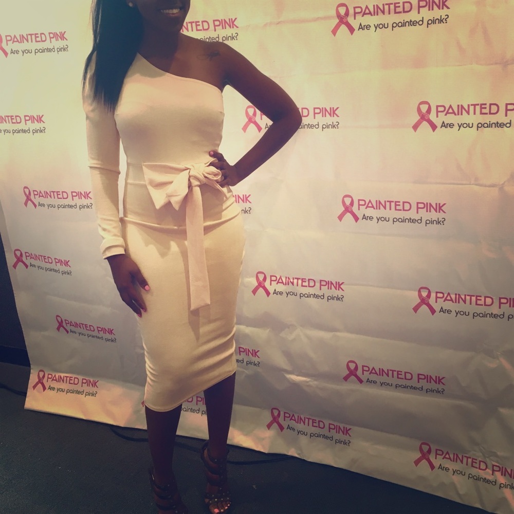Light pink one sleeve dress